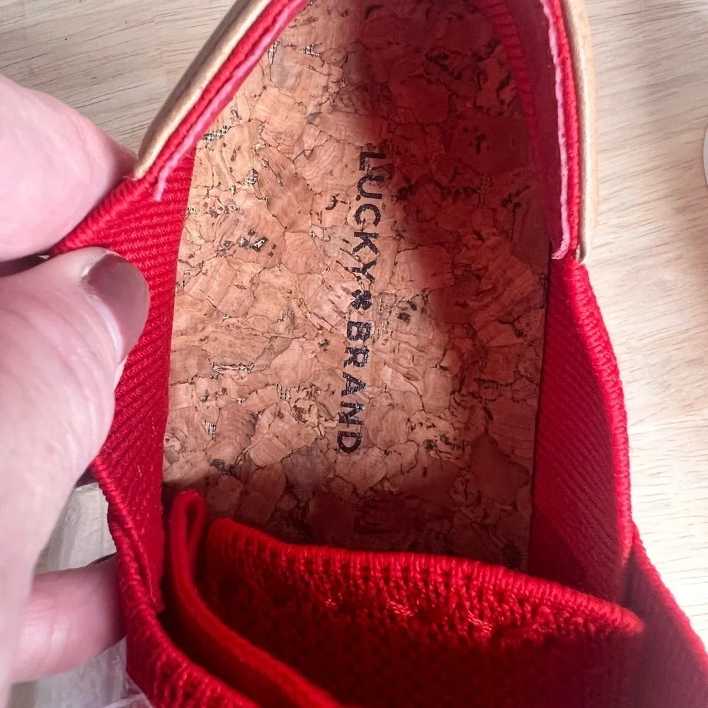 ☀️Lucky Brand Talena Knit Low Top Comfort Platform  Crimson Women's 6 NWOT